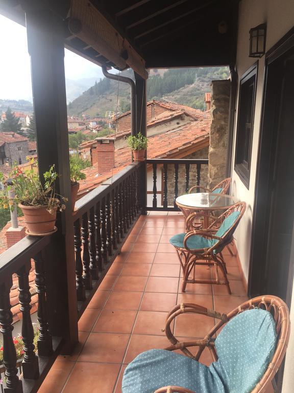 Apartamentos Casa De La Abuela โปเตส ภายนอก รูปภาพ